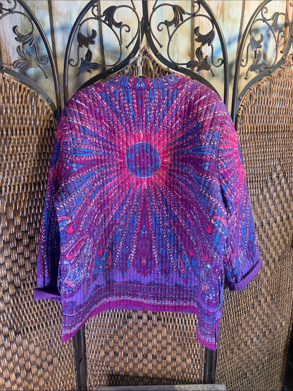 🚫SOLD🚫Vintage Sunburst Celestial Print Quilted Jacket Size XL